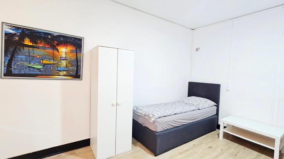 Bed, Photo of the whole room, Bedroom, wardrobe