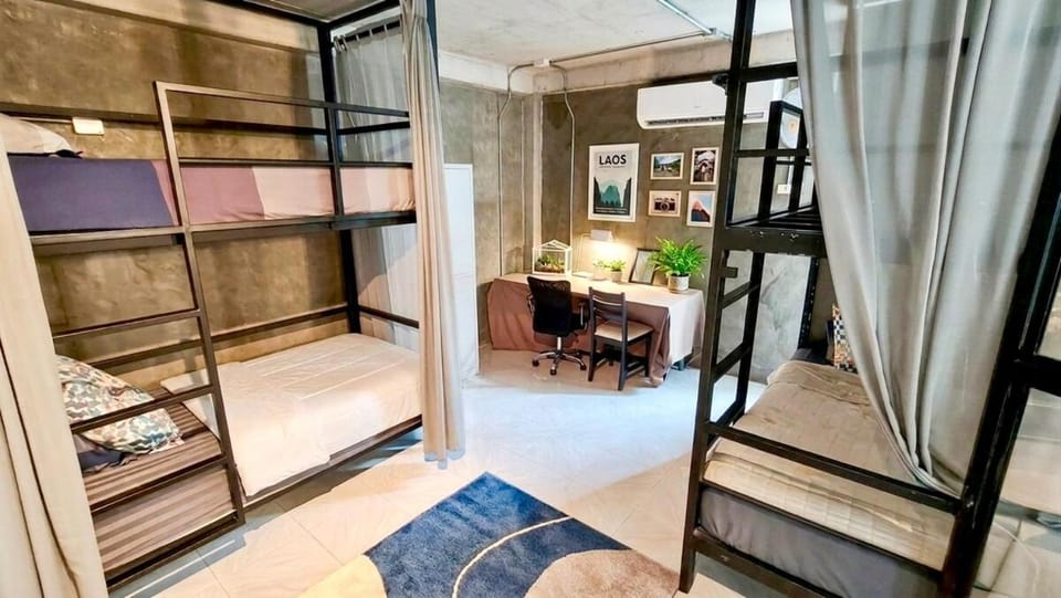 bunk bed