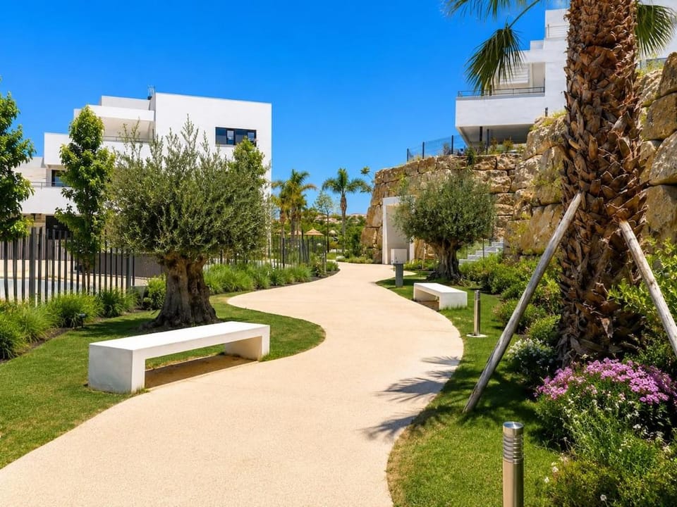 Modern Luxury Apartment - Camarate Hills Apartment in Costa del Sol