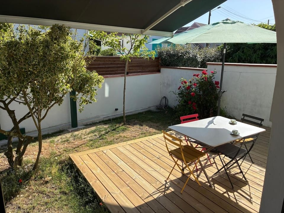 Patio, Garden, Garden view