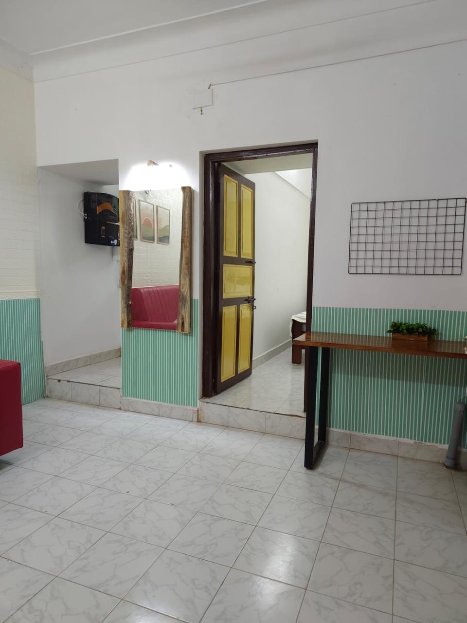 Calm 2 BHK GF with Garden Access in main town - SAGE House in Puducherry