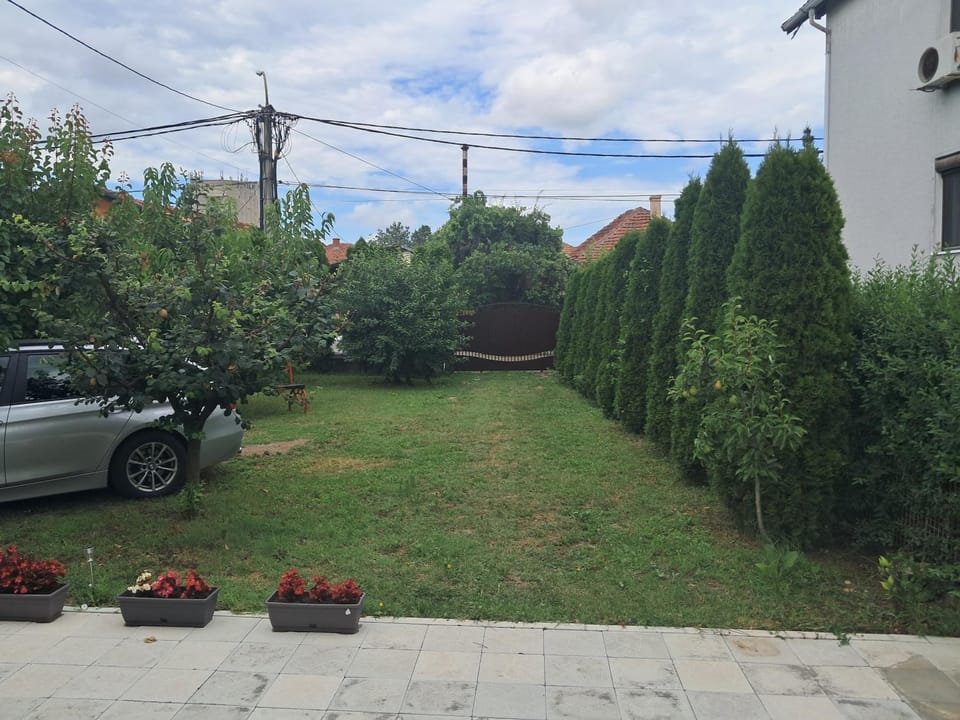 Garden, Garden view