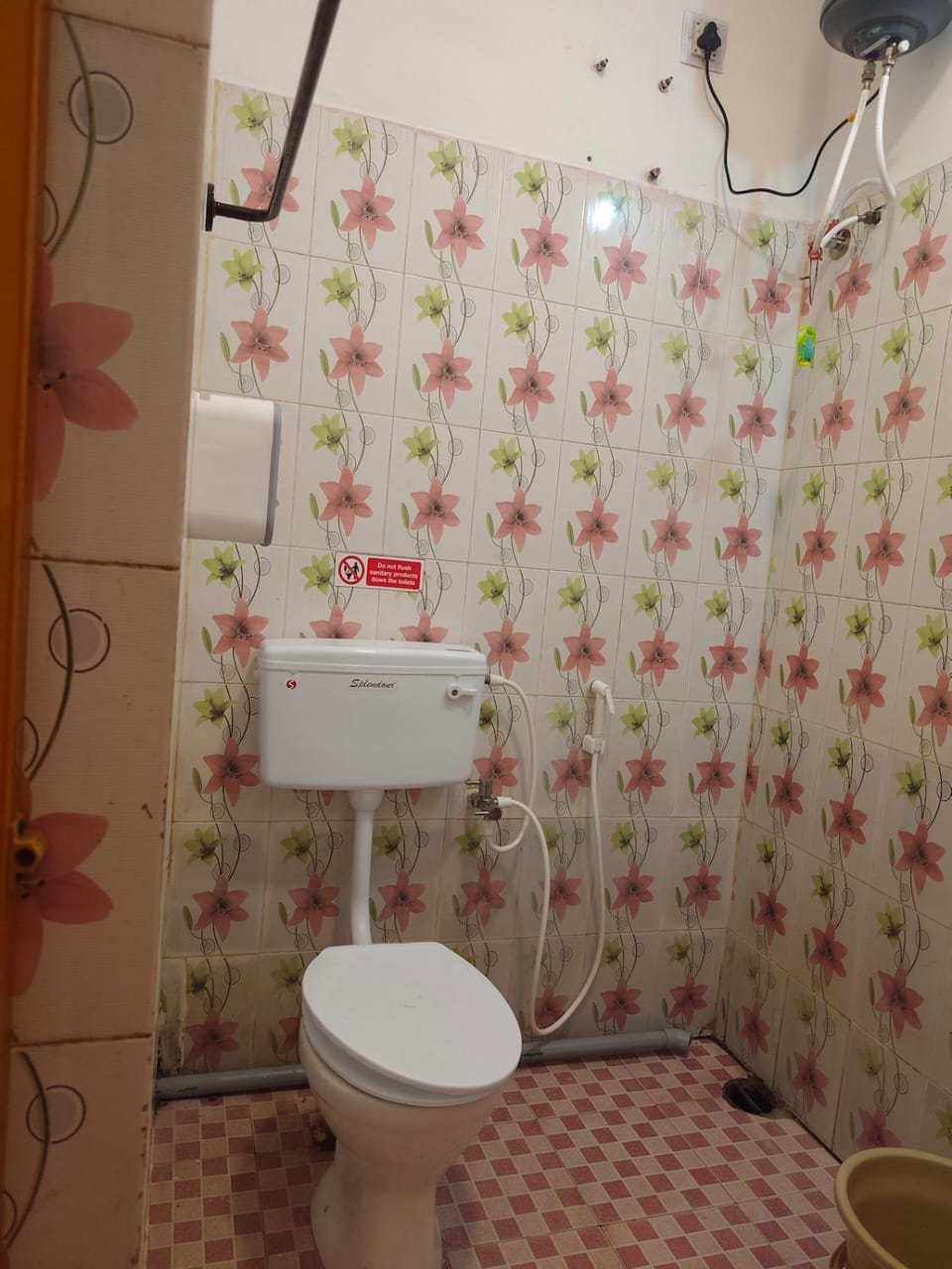 Full House 6BHK best for 12 to 18 Guests with Garden Access - OLIVE House in Puducherry