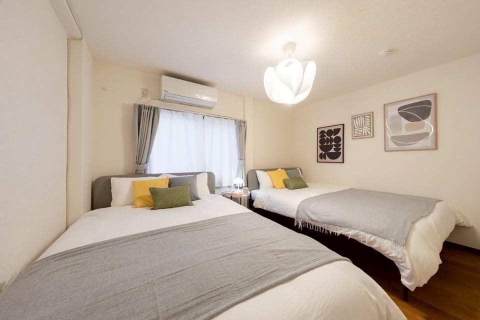 Bed, Photo of the whole room, Bedroom, air conditioner
