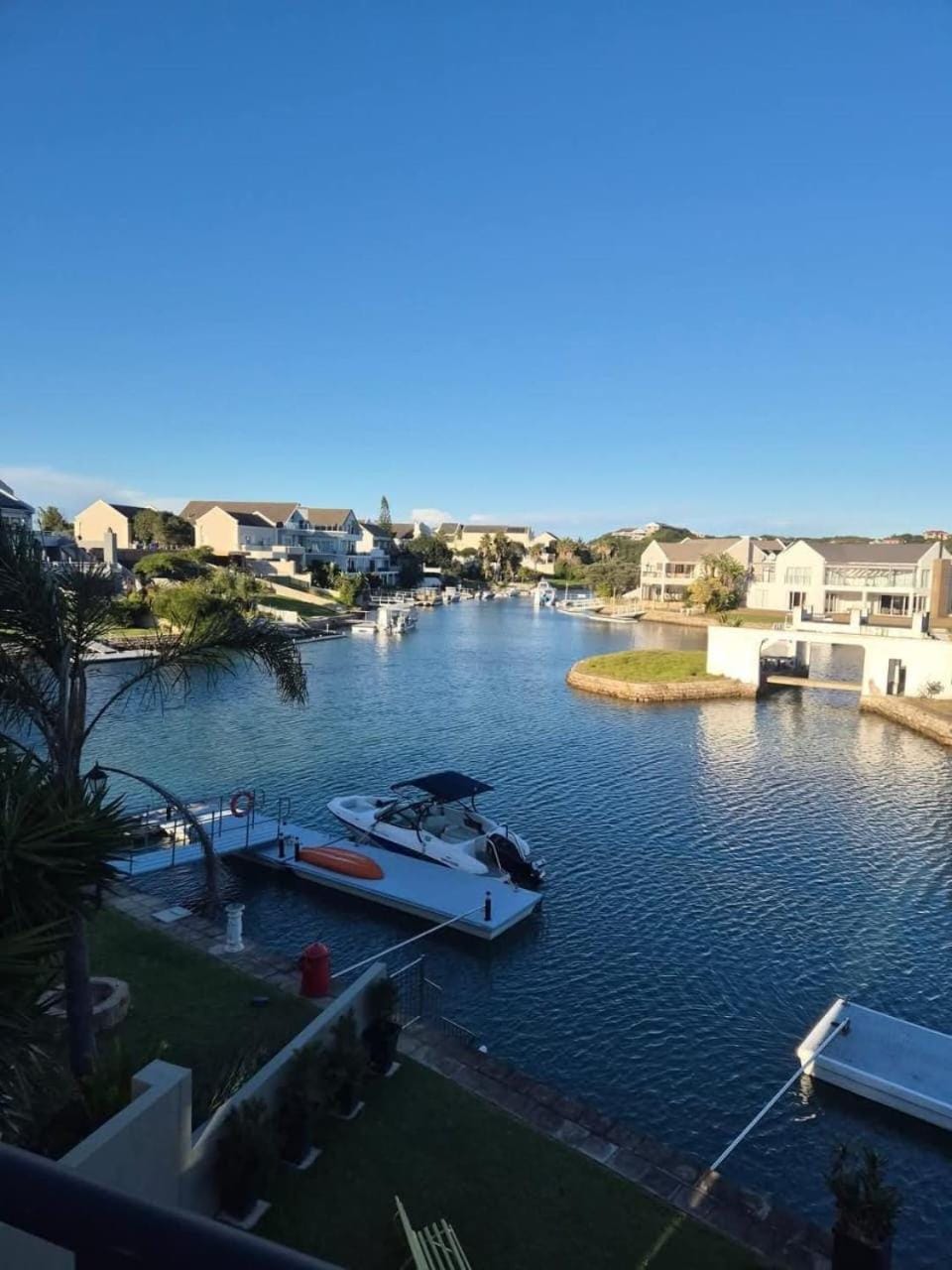 Luxury Marina Escape with Jetty, Pool & Solar House in Port Alfred
