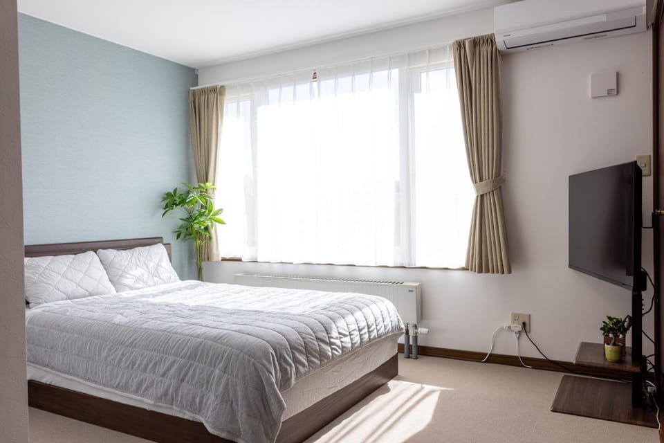 BIEI EARTHTABLE stay with welcome drink Bed and Breakfast in Hokkaido Prefecture