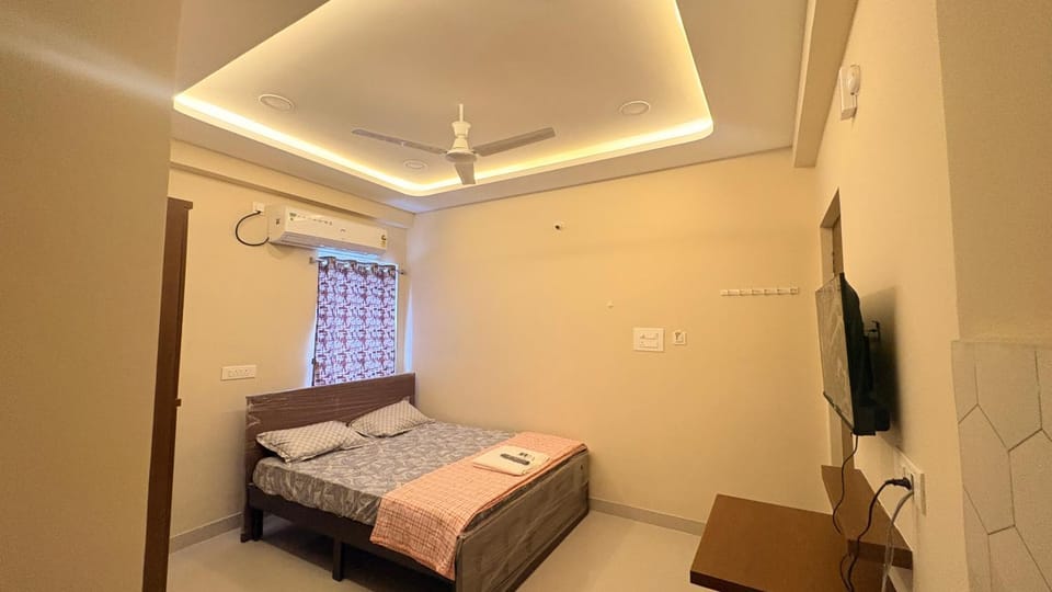 Vaaraahi Elite Guest House N5 Apartment in Hyderabad