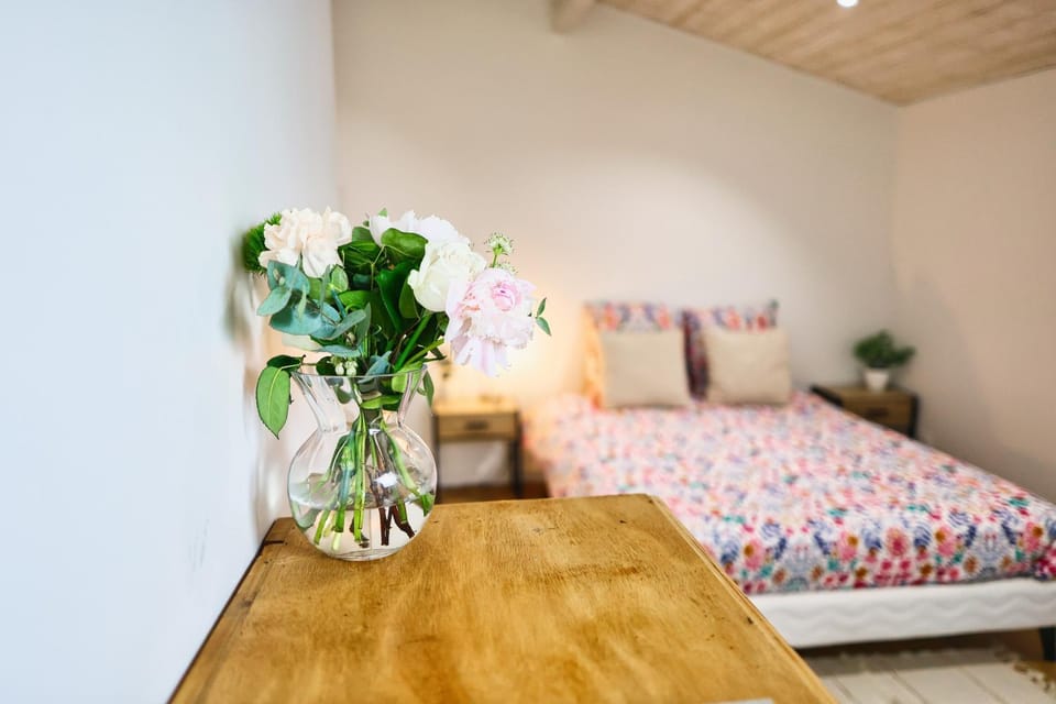 Living room, Bedroom