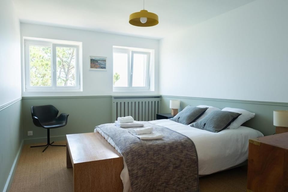Superbe villa à 5 minutes de la plage de Trestrignel Villa in Perros-Guirec