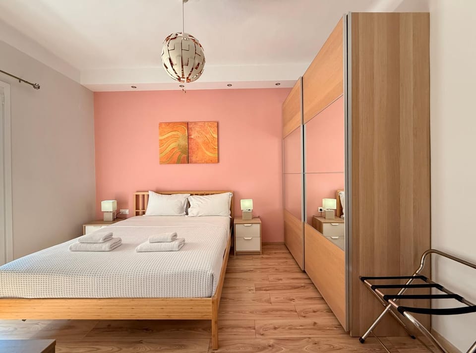 Bed, Bedroom, wardrobe