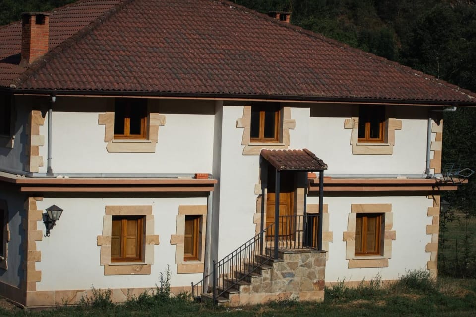 Los Jazmines de la Vega Villa in Cantabria