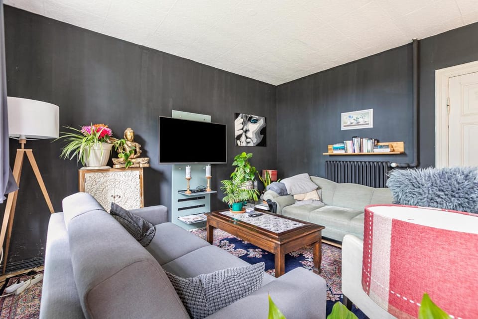 Property building, Living room