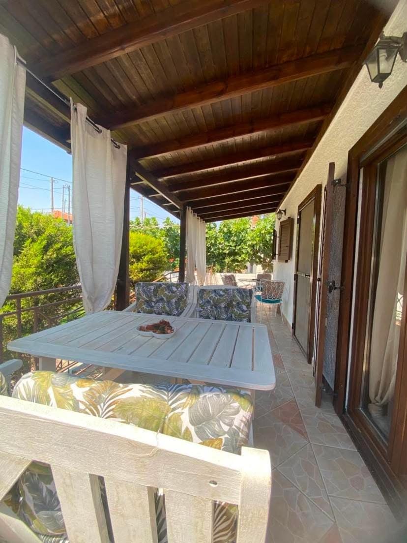 The Reclaimed Heaven House in Decentralized Administration of Attica