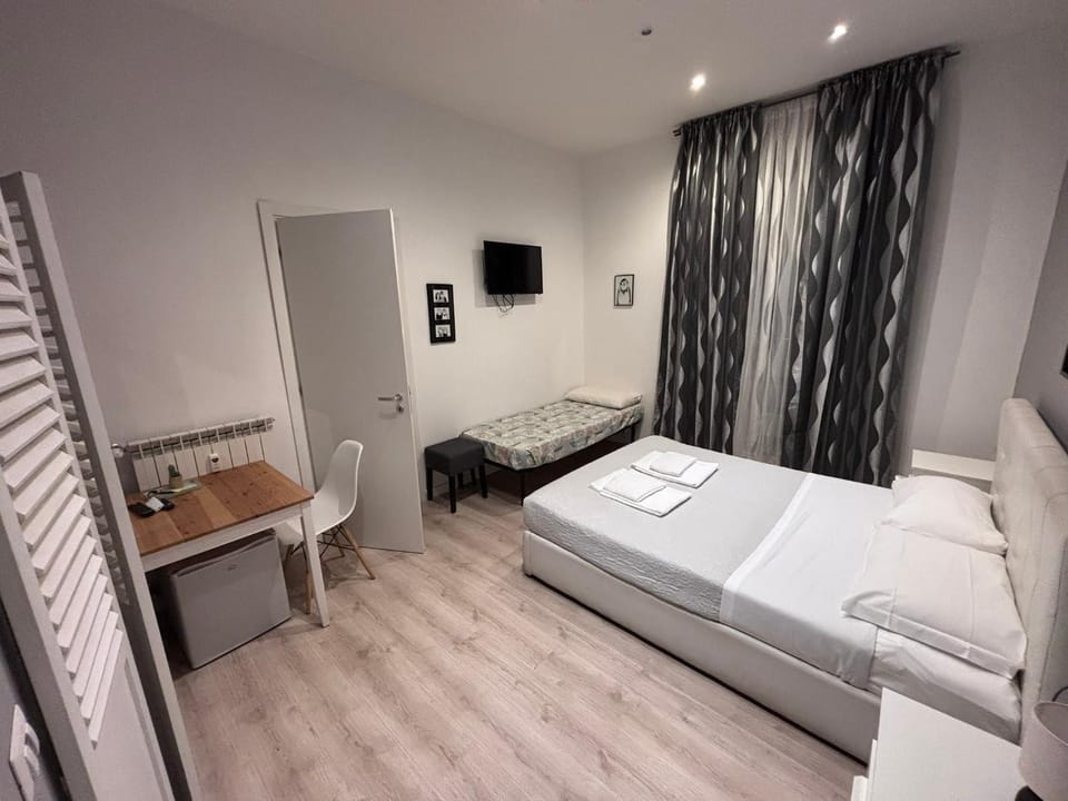 Spazio Cavour Guesthouse Bed and Breakfast in Rome