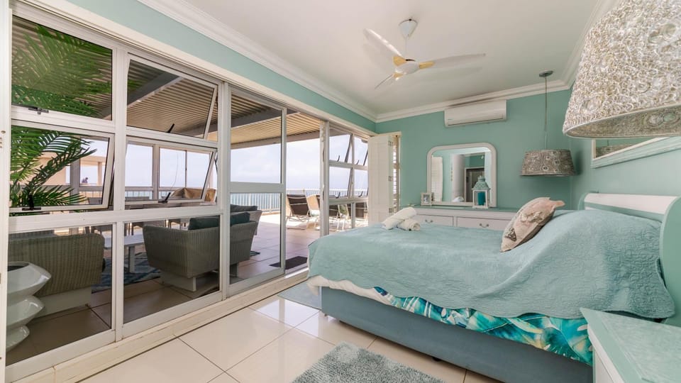 Bed, Photo of the whole room, Bedroom, Sea view, air conditioner