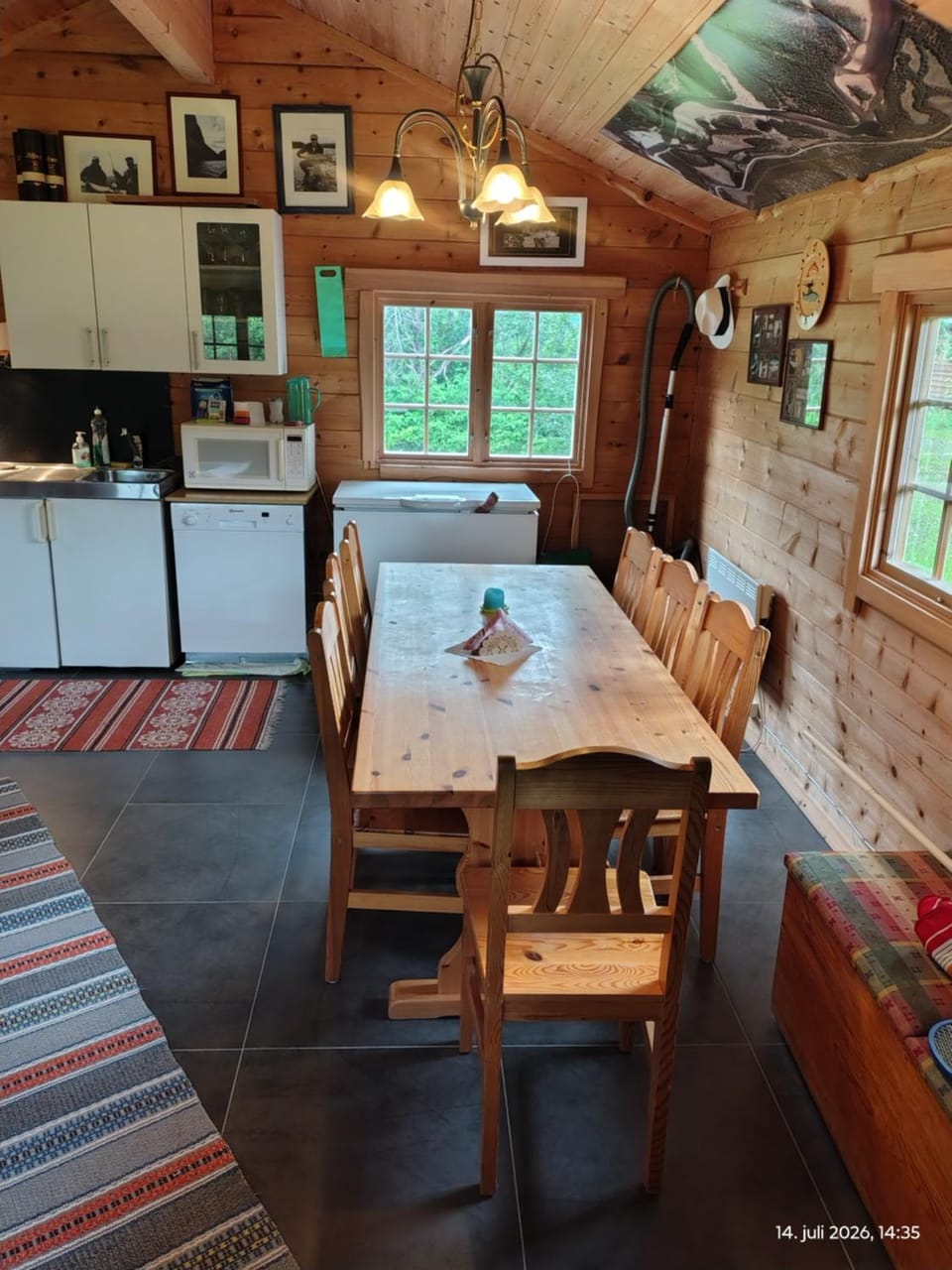 Dining area, Communal kitchen