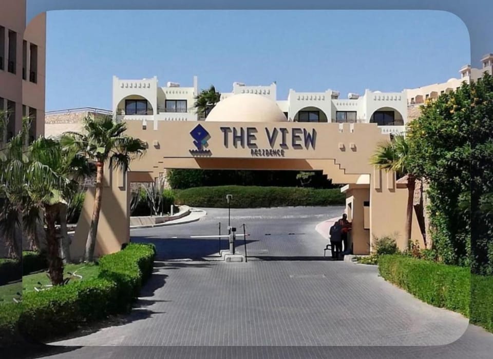 The View Resort apartment with Beach Access Apartment in Hurghada