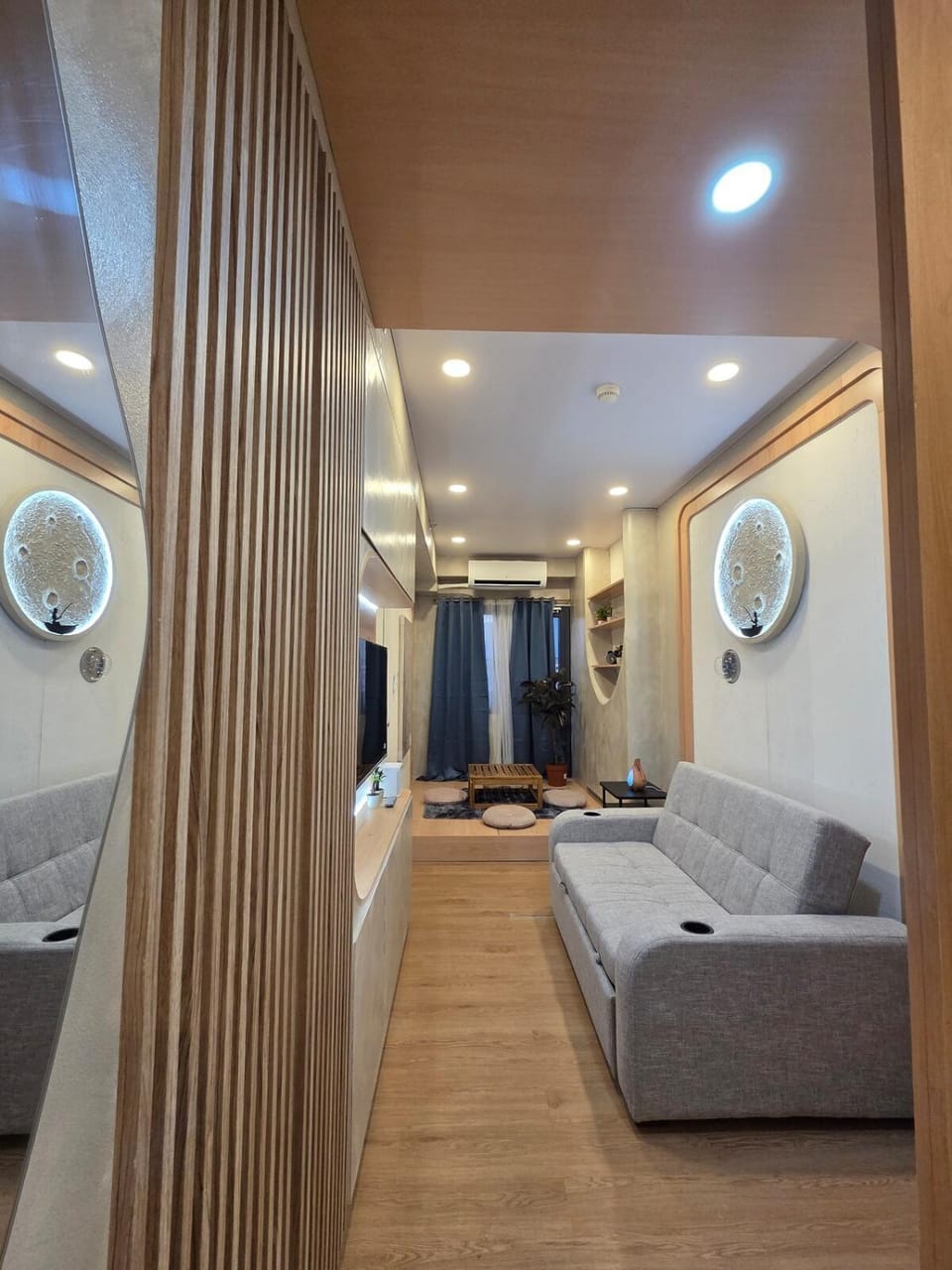 ARO Suites Cozy Staycation Near Airport & SM Bicutan Apartment in Paranaque