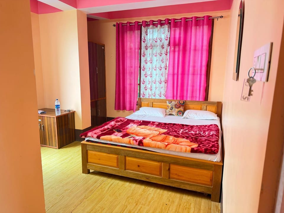 Hill top haven Vacation rental in West Bengal