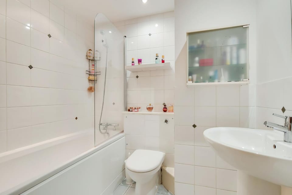 Charming 2BDR Apt in Kings Cross Sleeps 5 Apartment in London Borough of Islington