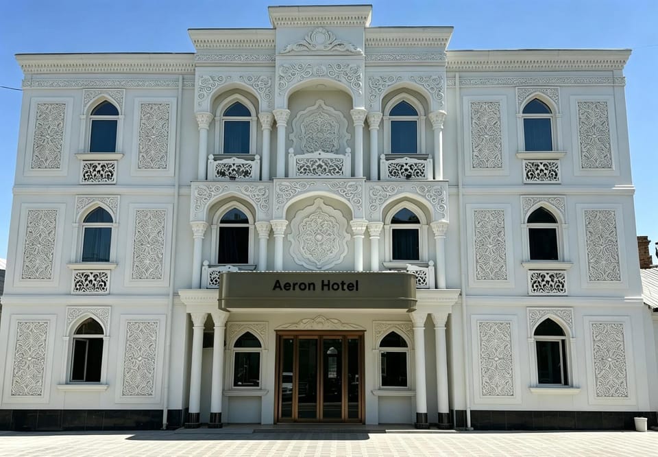Property building, Facade/entrance, Day, On site, Quiet street view