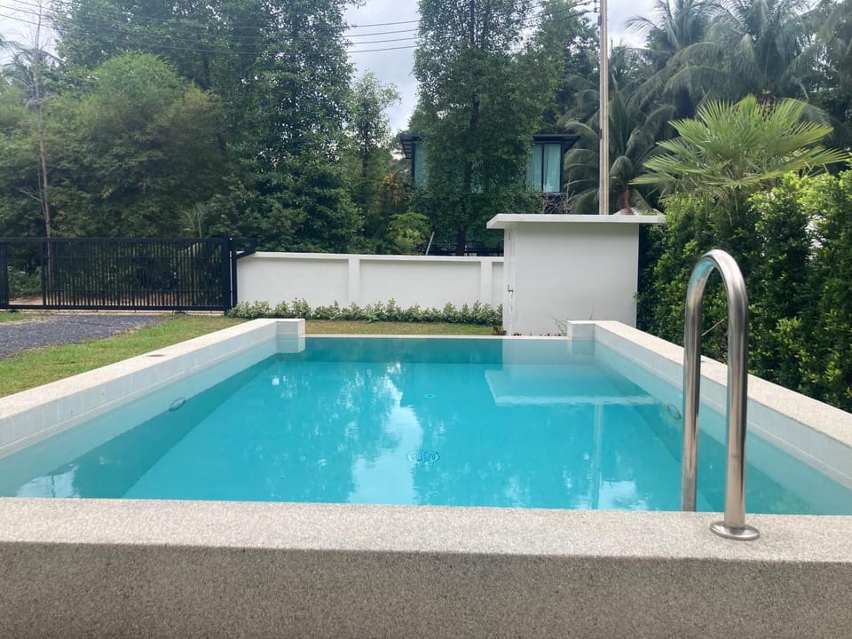 Day, Garden view, Pool view, Swimming pool, Swimming pool