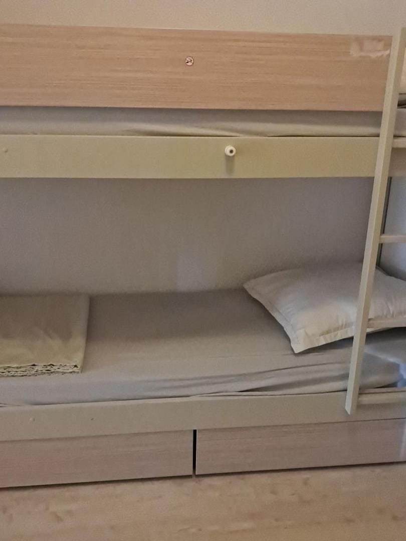 bunk bed