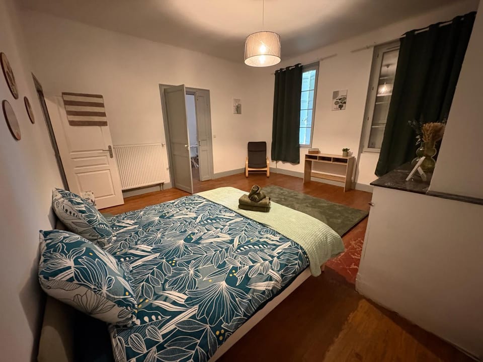 Les platanes Apartment in Occitanie