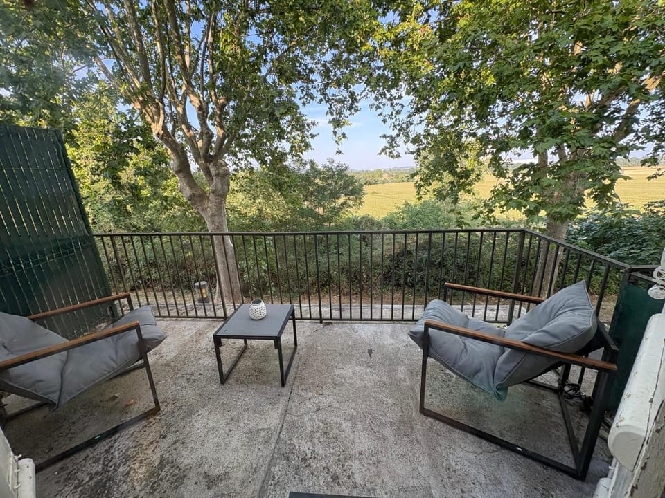 Les platanes Apartment in Occitanie