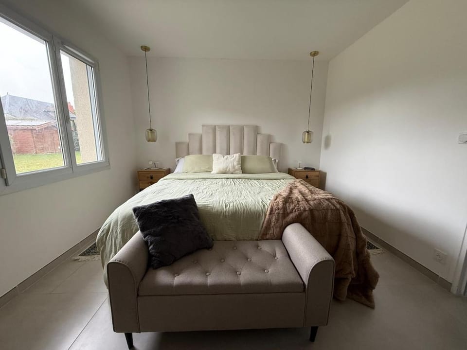 La Maison Signature, 24 Hours of Le Mans, Sauna, barbecue House in Pays de la Loire