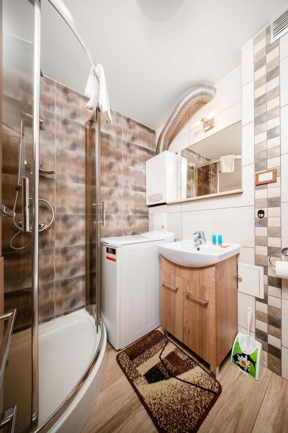 Shower, Bathroom, towels