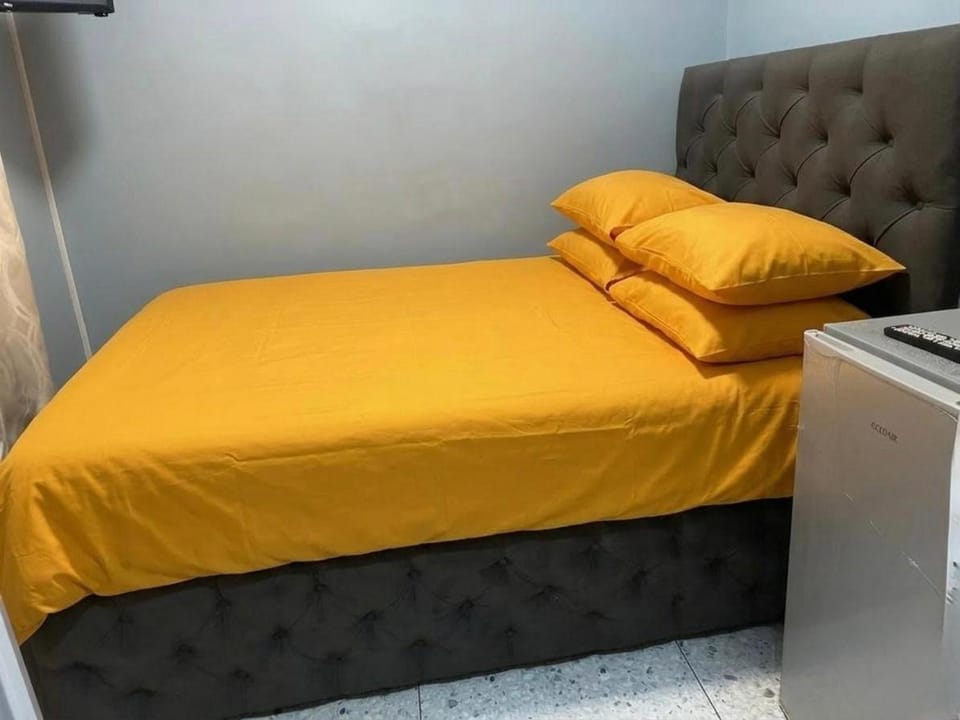 Auboros Lodge Hostel in Cape Town