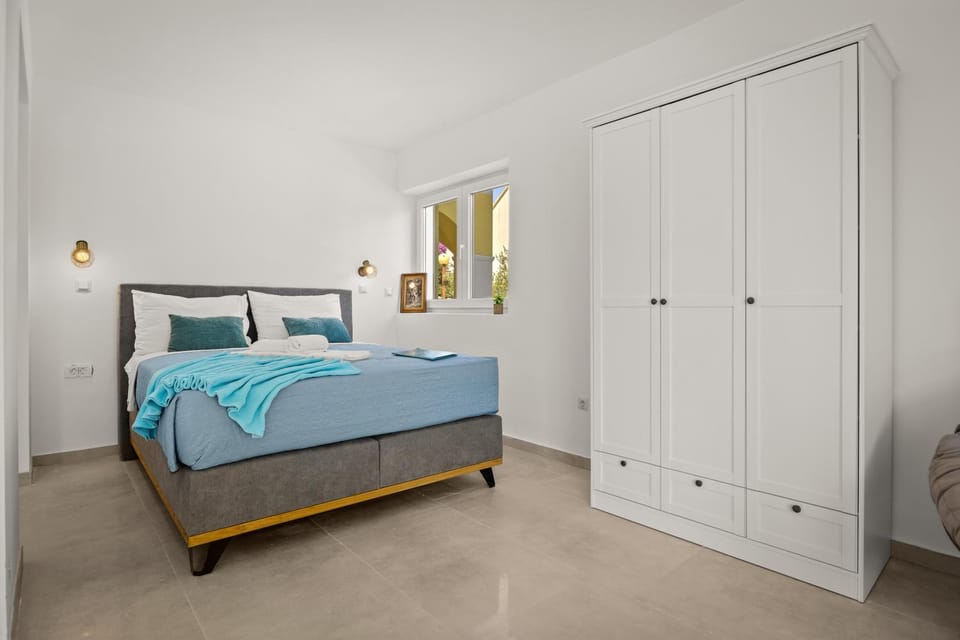 Beachfront Villa Nella Apartment in Zadar County