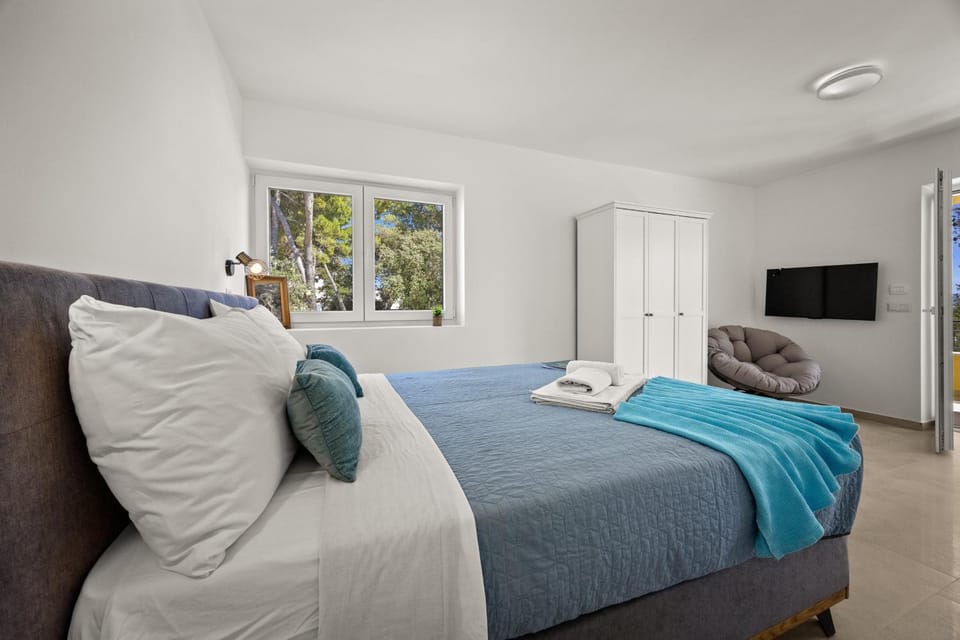 Beachfront Villa Nella Apartment in Zadar County