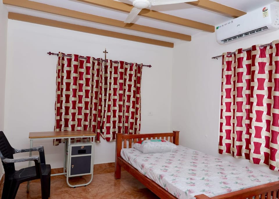 Fully Equipped Family Home Stay House in Kerala
