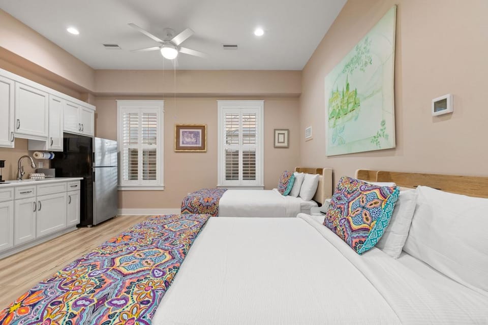 Bed, Kitchen or kitchenette, Decorative detail