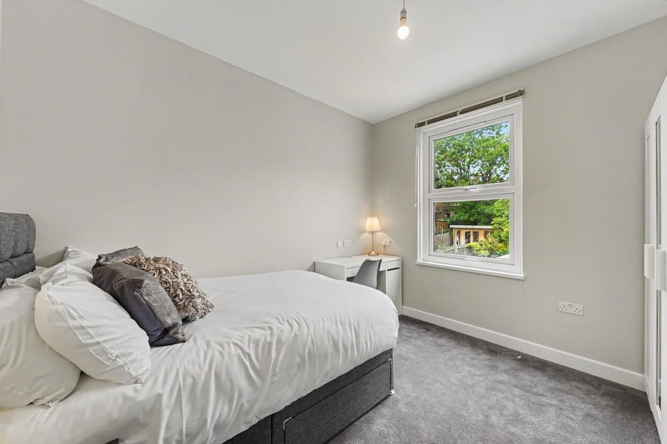 Lovely 5BDR Family Home Near Greenwich Park House in London Borough of Southwark