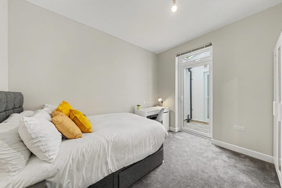 Lovely 5BDR Family Home Near Greenwich Park House in London Borough of Southwark