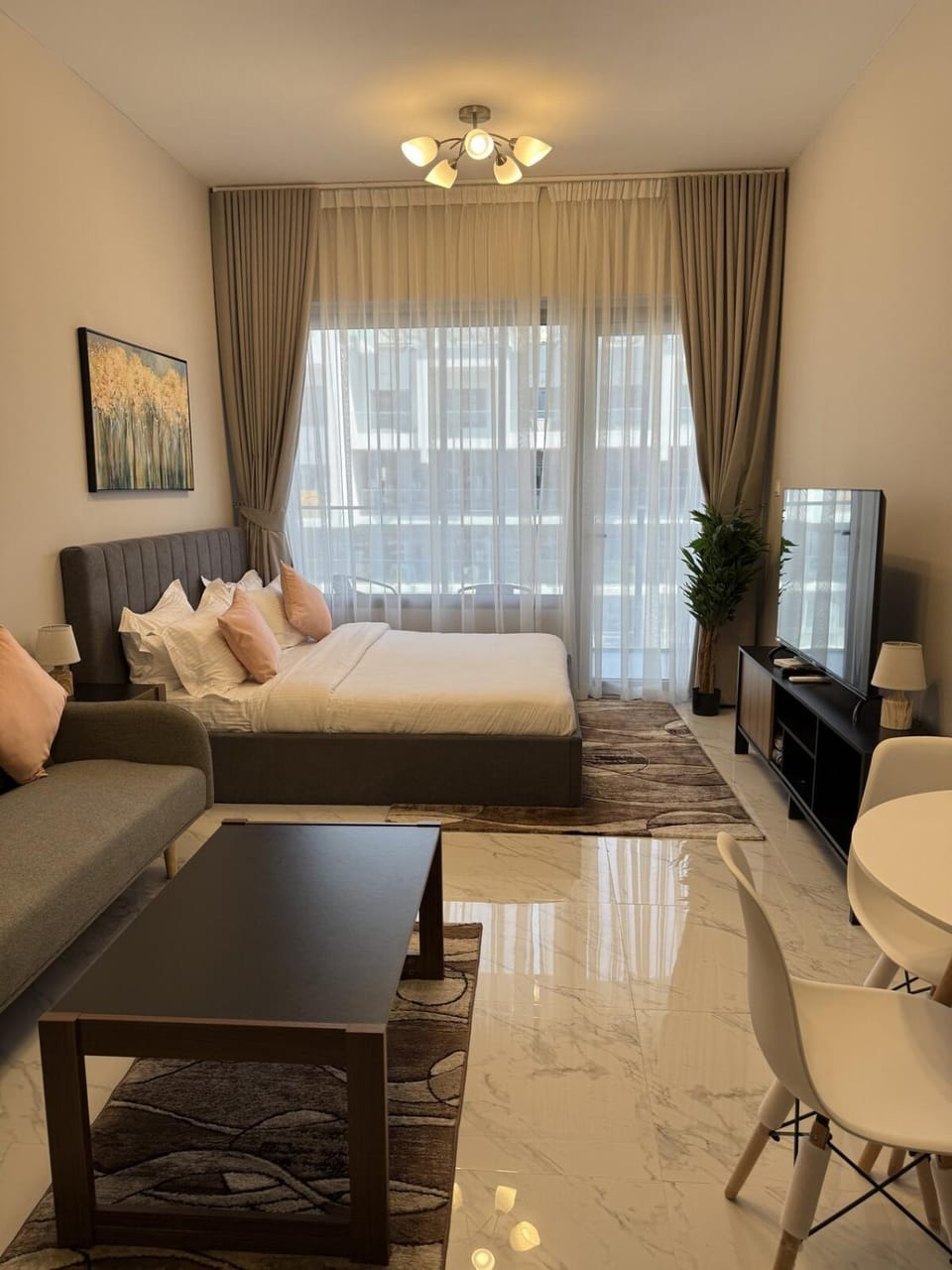 Dream F1 Airport Studio Pool & Gym Apartment in Abu Dhabi