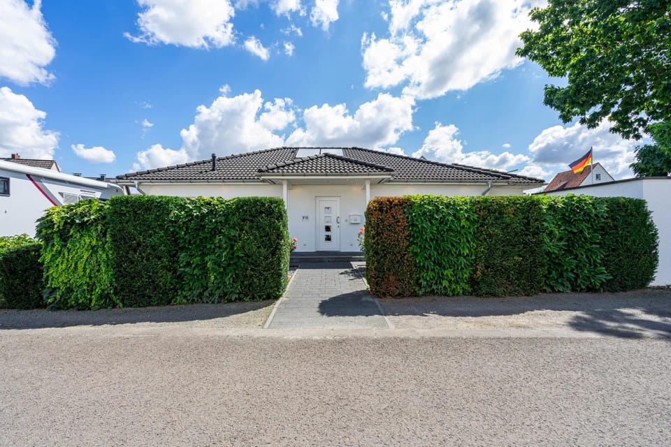 Haus Sonnenschein Campground/ 
RV Resort in North Rhine-Westphalia