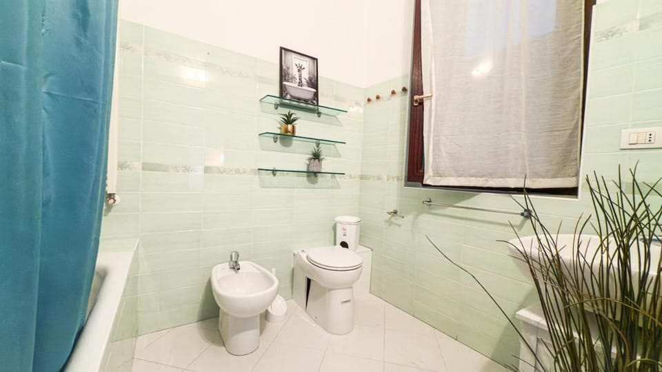 Residenza Al Vicoletto 130mq Free Parking Piazza Erbe Apartment in Verona