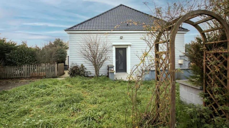 L'Hermitage jardin billard et wifi haut debit House in Hauts-de-France