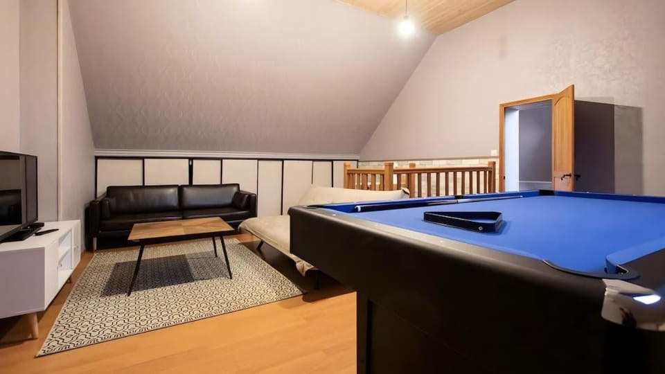 L'Hermitage jardin billard et wifi haut debit House in Hauts-de-France