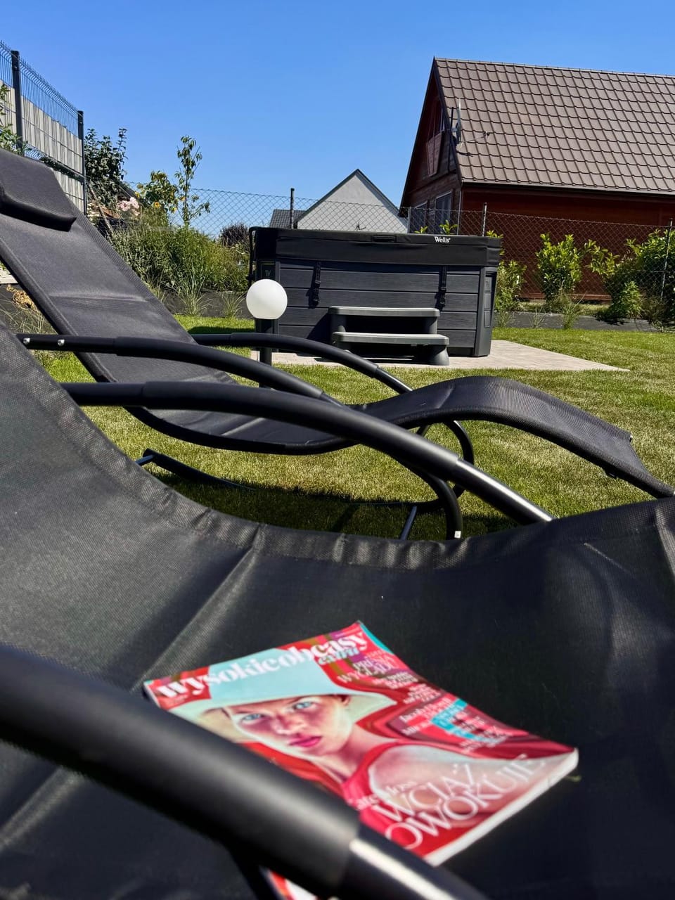 Day, Seating area, sunbed