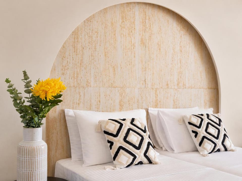 Bed, Decorative detail, Bedroom