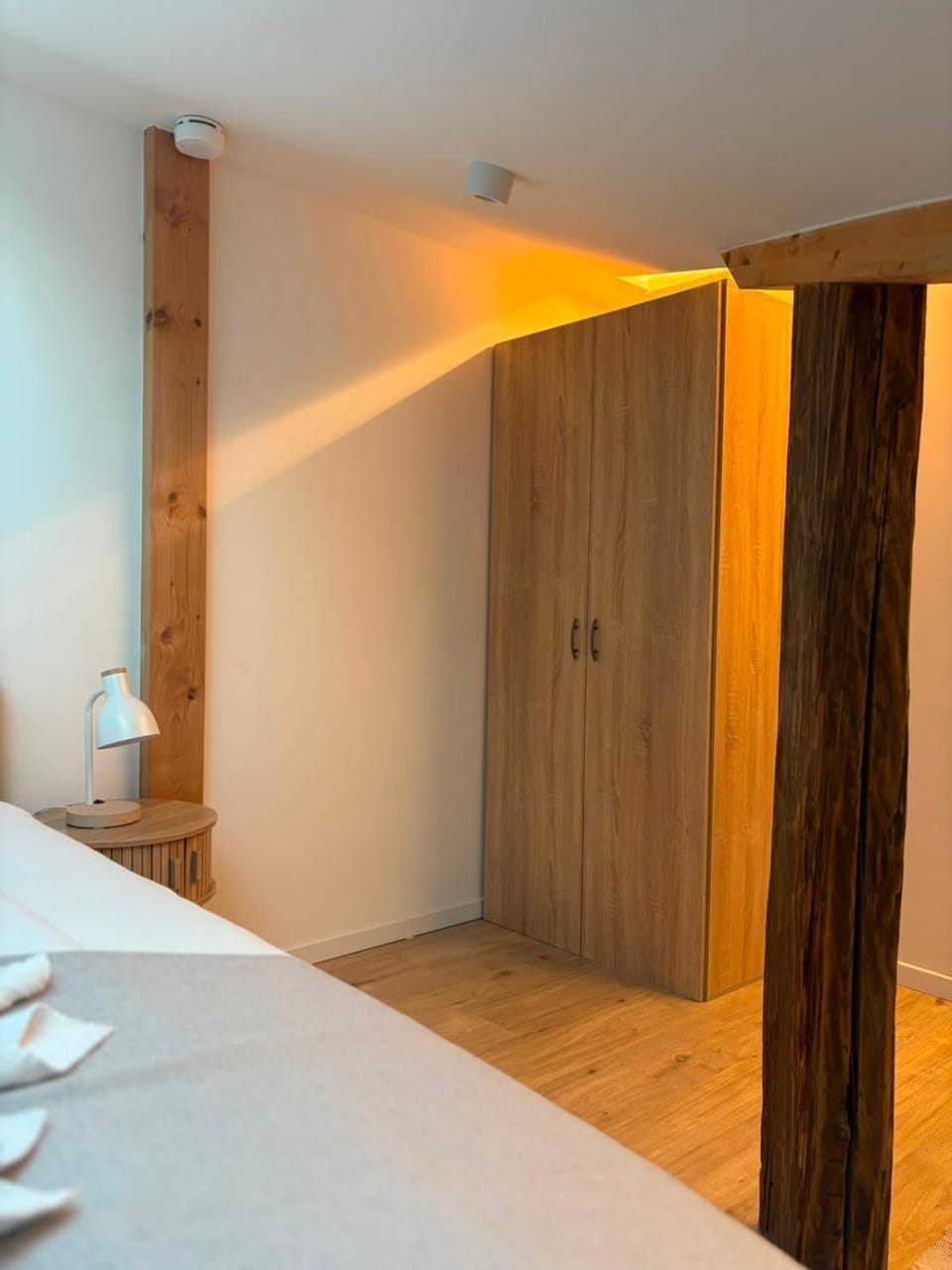 Bed, Photo of the whole room, Bedroom, wardrobe