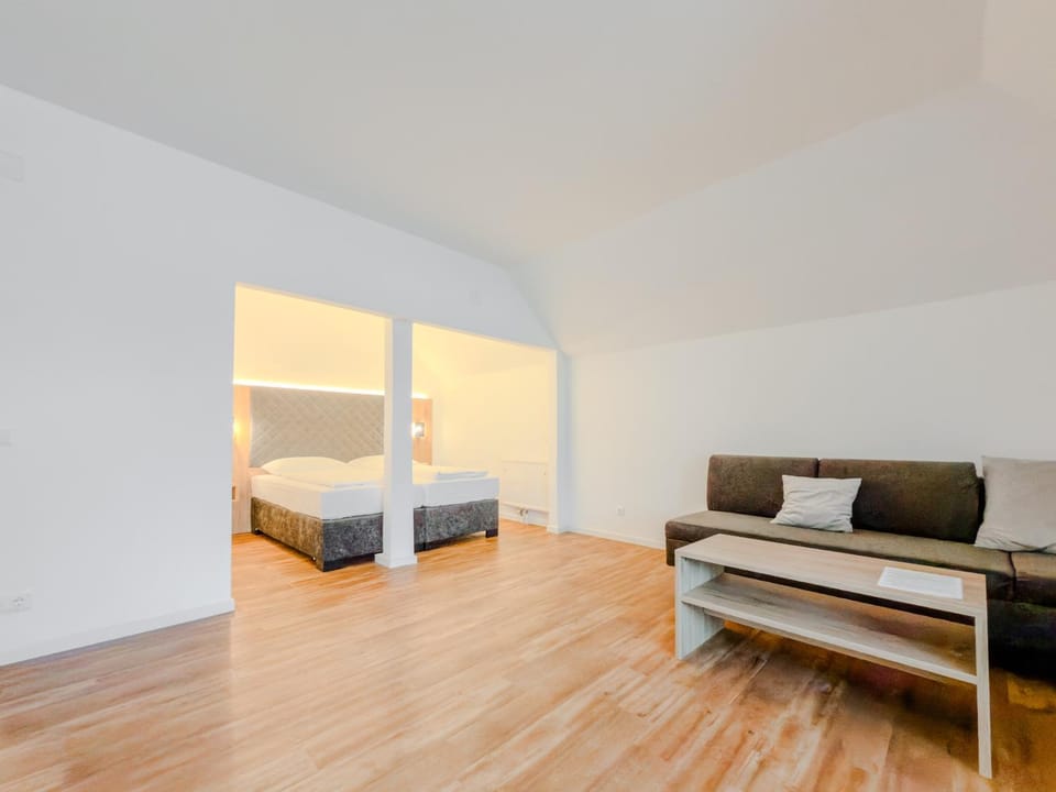 Bed, Living room, Photo of the whole room, Seating area, Bedroom