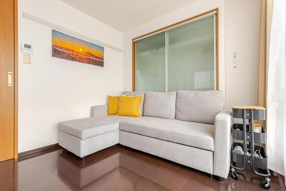 Ｒe ＬＡＸお花茶屋 Apartment in Japan