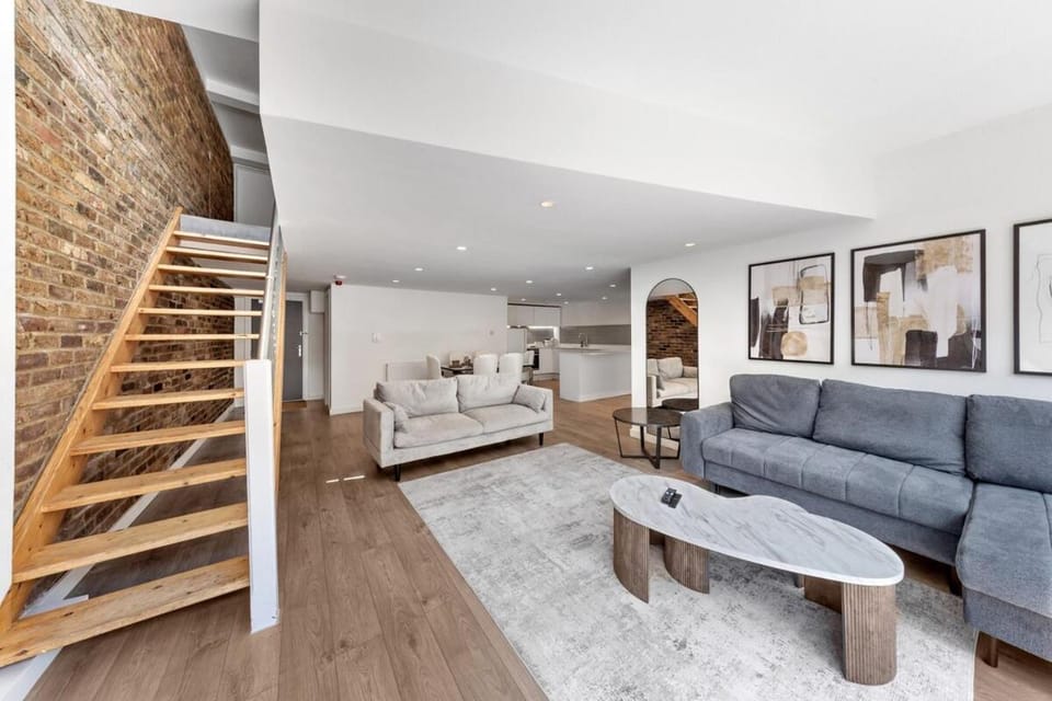 Dusk - 3BDR - close to central LDN - sleeps 7 Apartment in London Borough of Islington