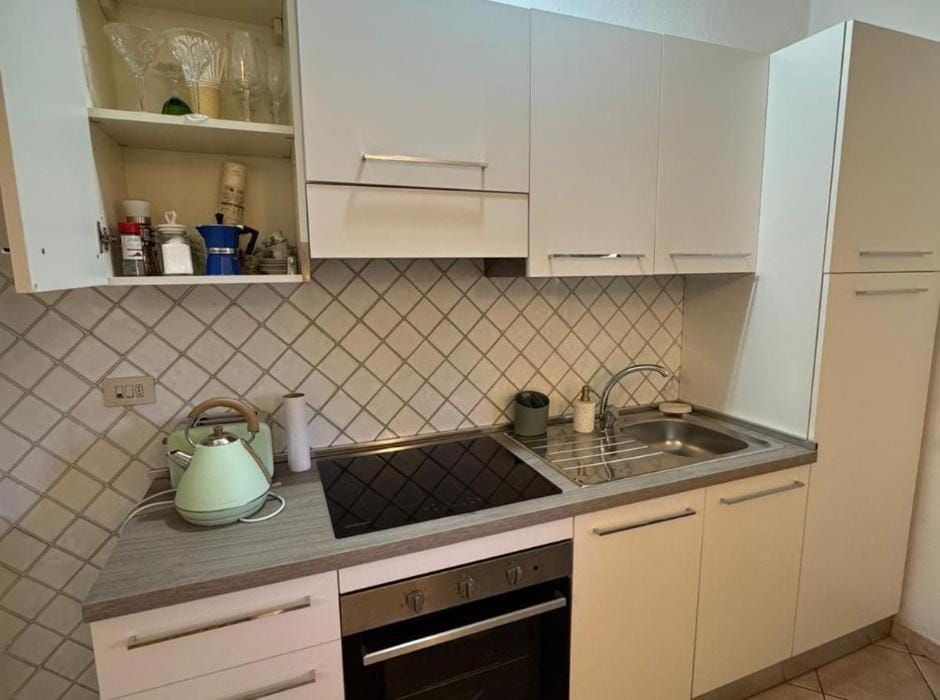 Kitchen or kitchenette, stove